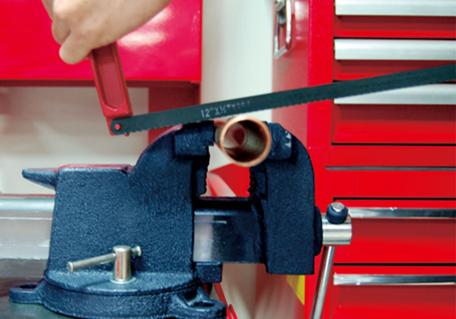 Лещата слюсарні сталеві 8