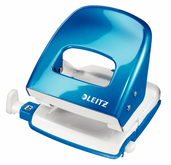 Діркопробивач на 2 отвори, до 30 аркушів Leitz WOW, металевий, синій металік LEITZ - фото 1