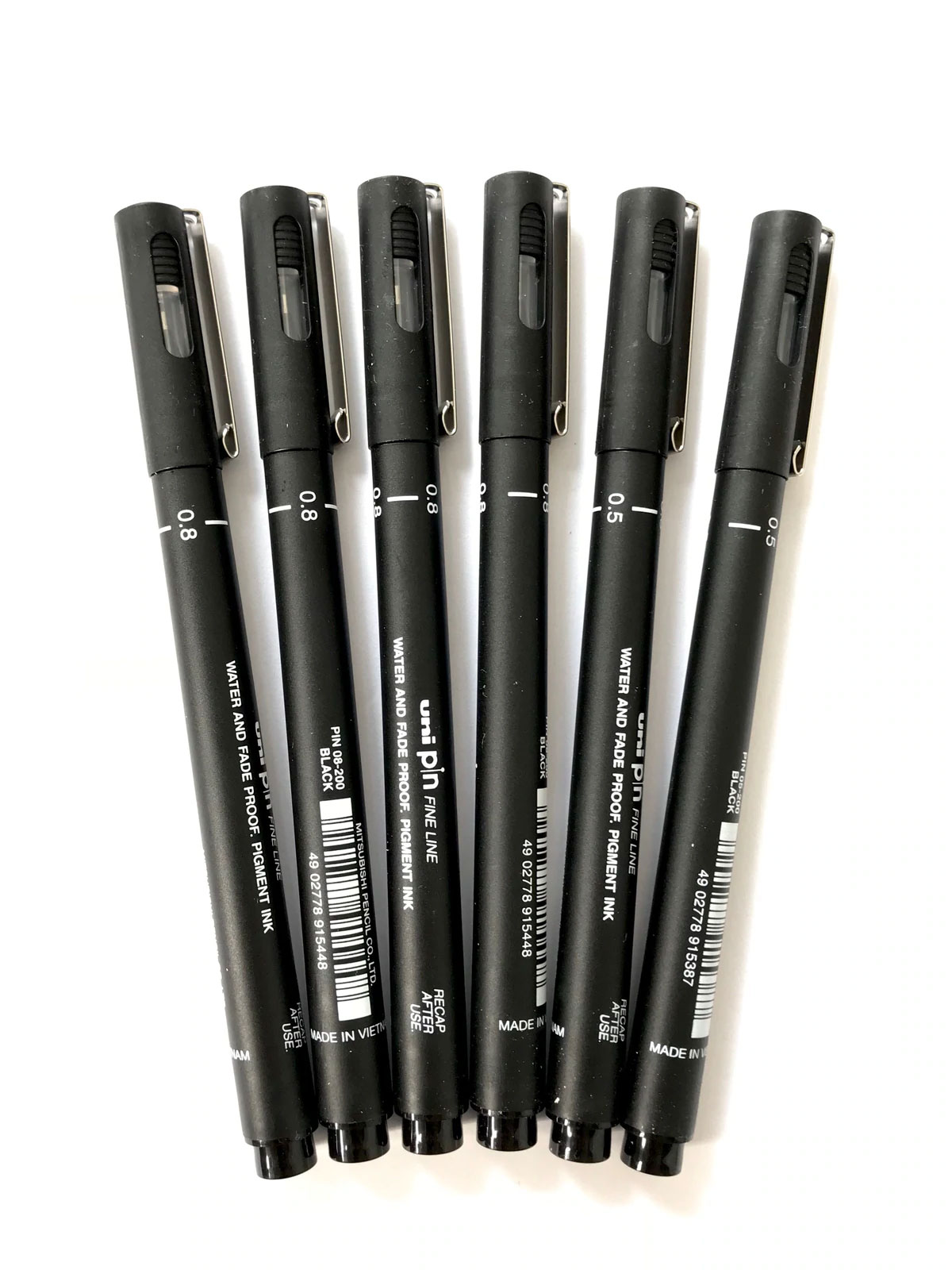 Лінер Pin fine line 0.8мм., корпус чорн., ст. чорн. Uni - фото 2