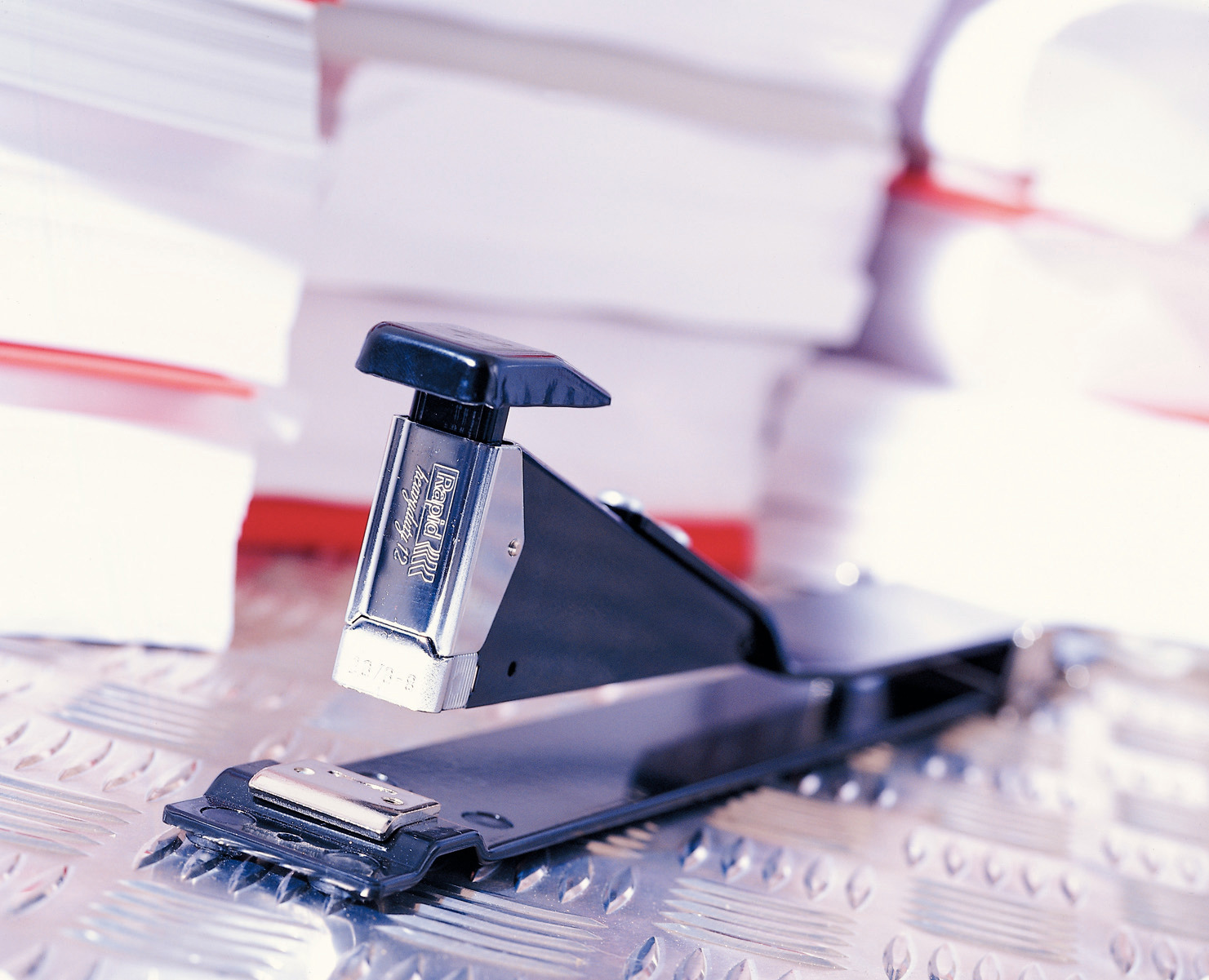 Степлер 24/6 - 24/8+, 40арк., Classic Longarm Stapler HD12/12, чорн. Rapid - фото 3