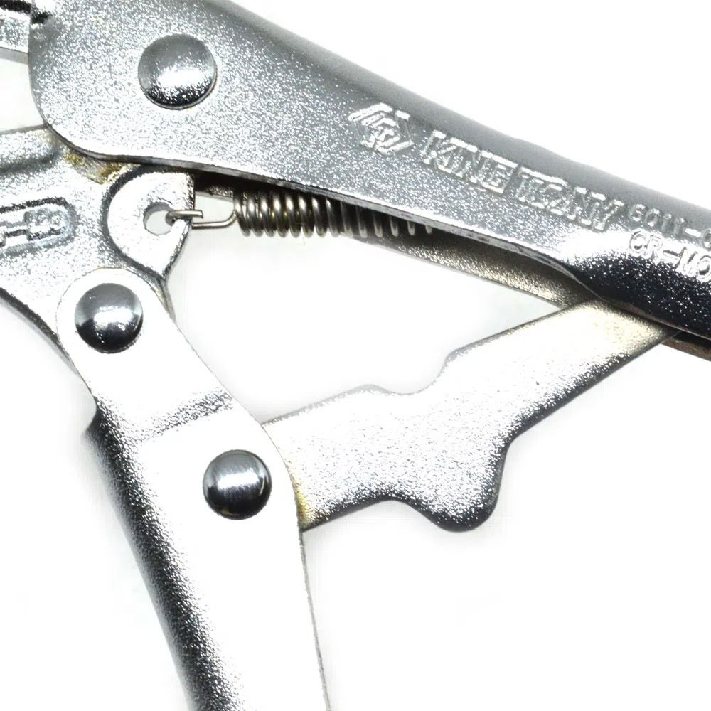 Зажим с фиксатором 7