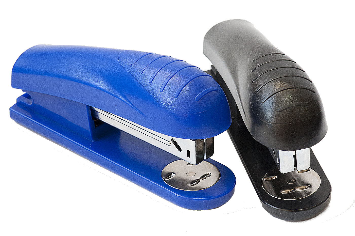 Степлер 24/6 30арк., плече 6,5см., пластик., чорн. Scholz - фото 1