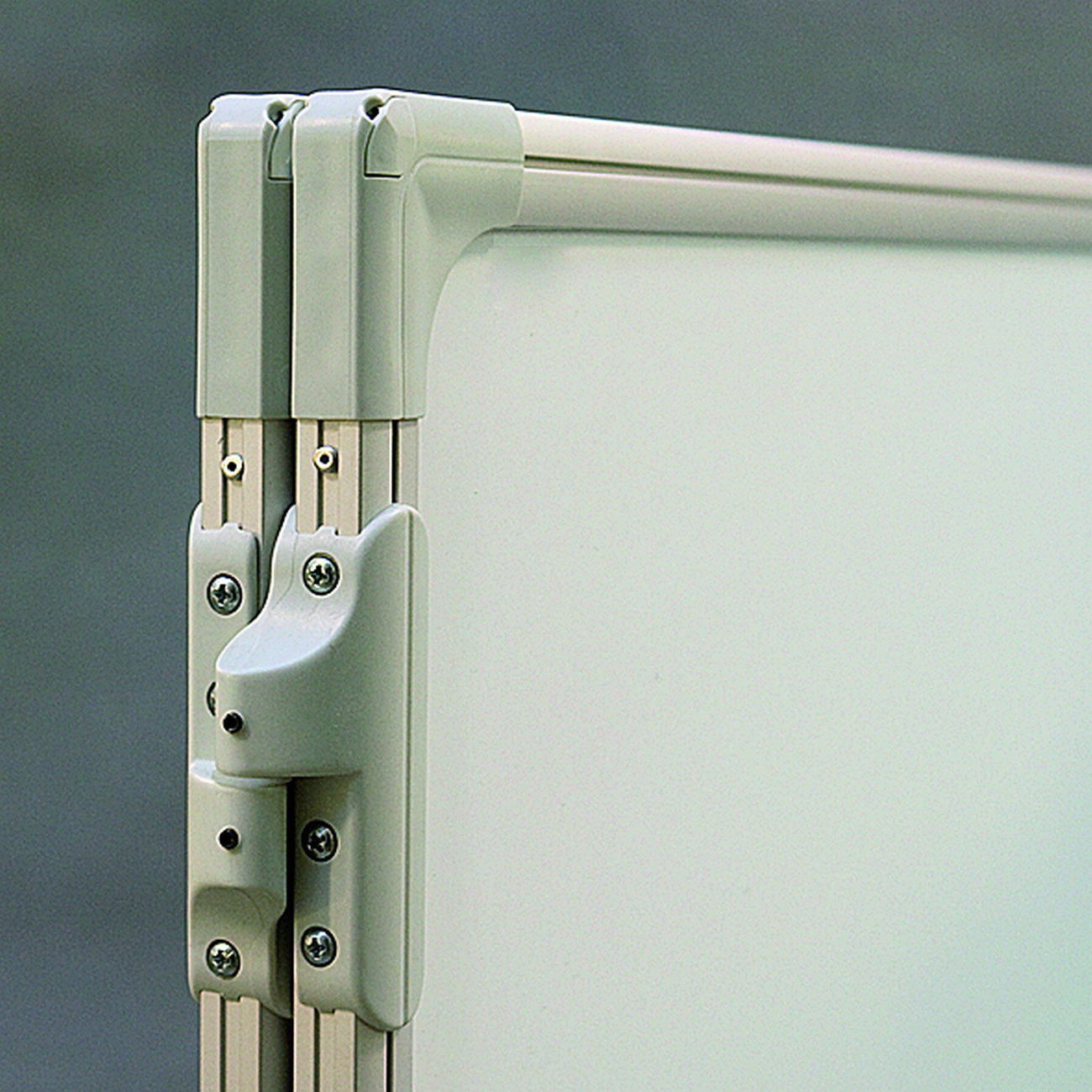 Доска белая магнитная сухостираемая FX 100*150*300см., 5 рабочих поверх., алюминиевая рамка, лак 2x3 - фото 5