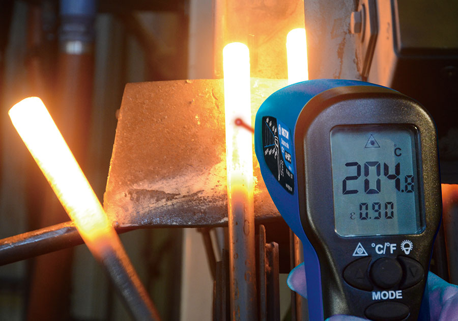 Безконтактний інфрачервоний термометр, -30° - +550 °С King Tony - фото 3