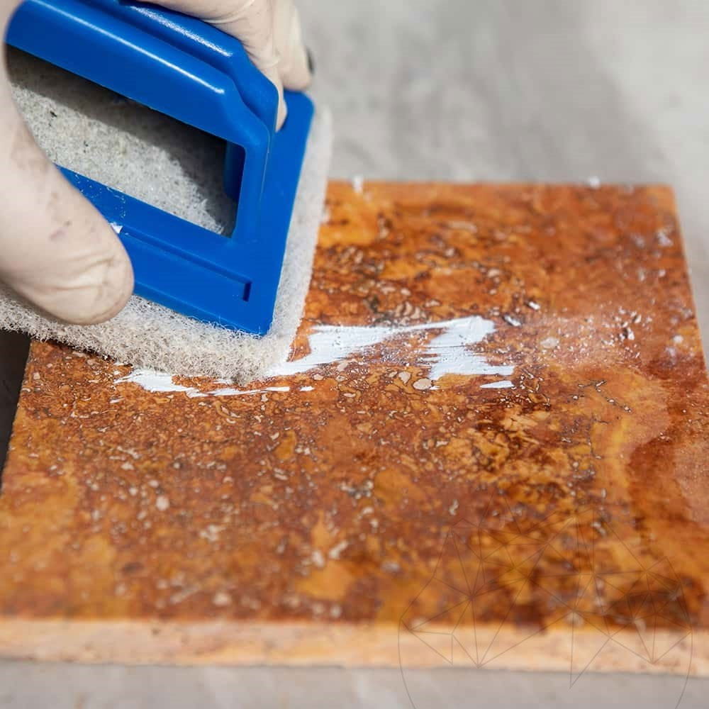 Засіб для видалення клею, знежирення та очищення ADHESIVE REMOVER, 400мл. (5411183090705) Soudal - фото 2