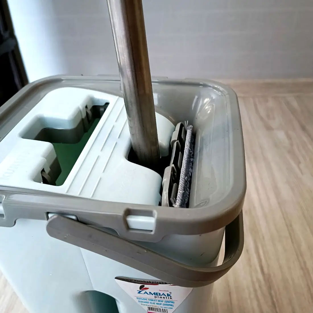 Набор для уборки Elegant Flat Mop.  Ведро 6л. (17*15*37см.),  швабра 32*12см. с ручкой 112см. Zambak Plastik - фото 1