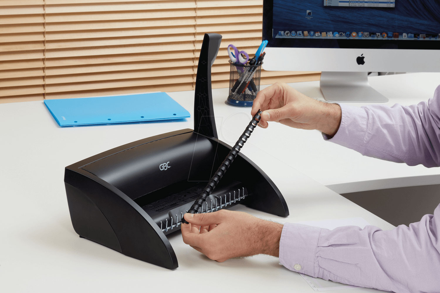 Біндер для пластикових пружин CombBind C100, до 160арк., діркопробивач на 9арк. GBC - фото 4