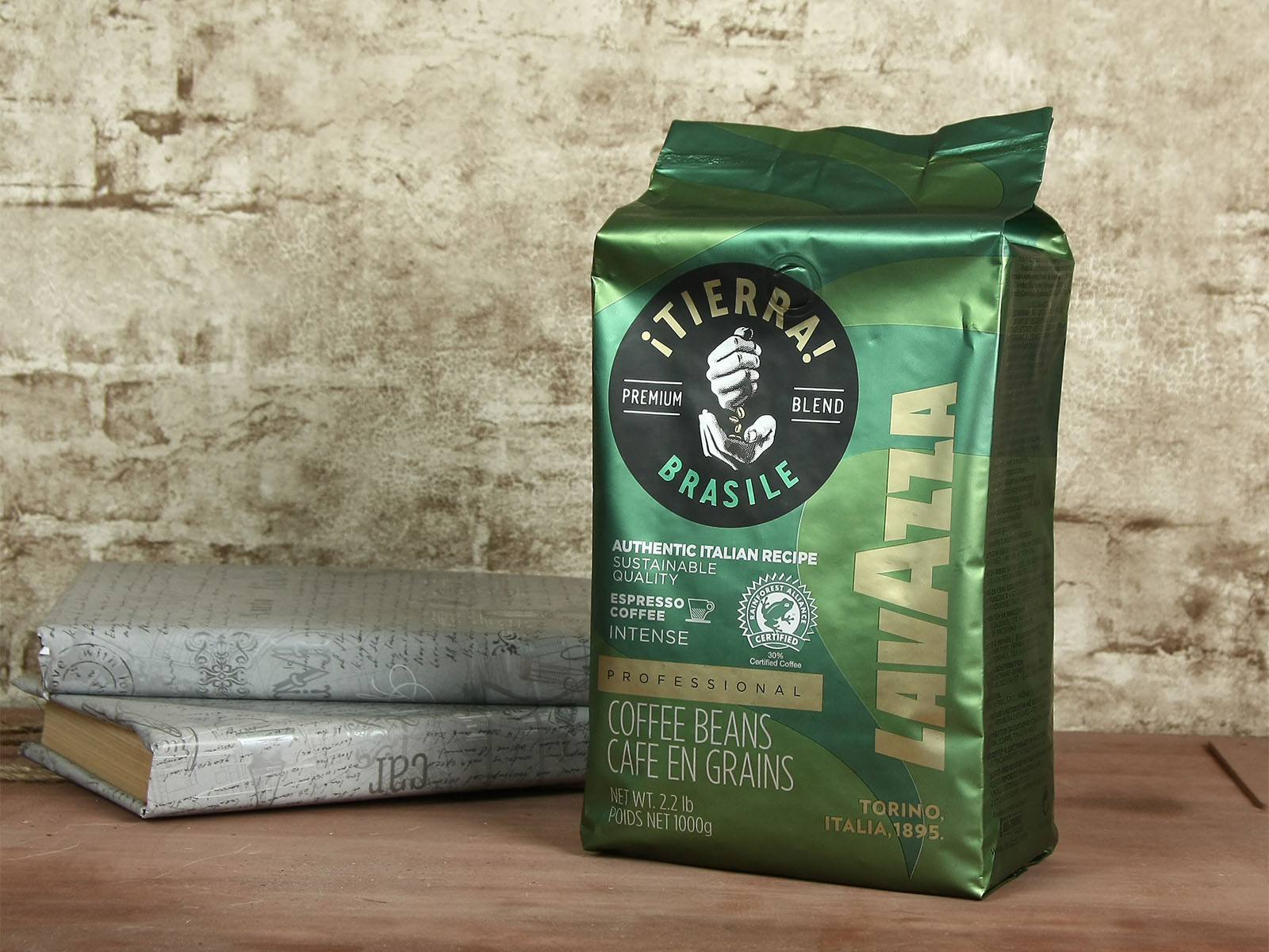 Кофе в зернах Tierra Brazil Blend Intenso Arabica 100%, 1000г., арабика Lavazza - фото 1