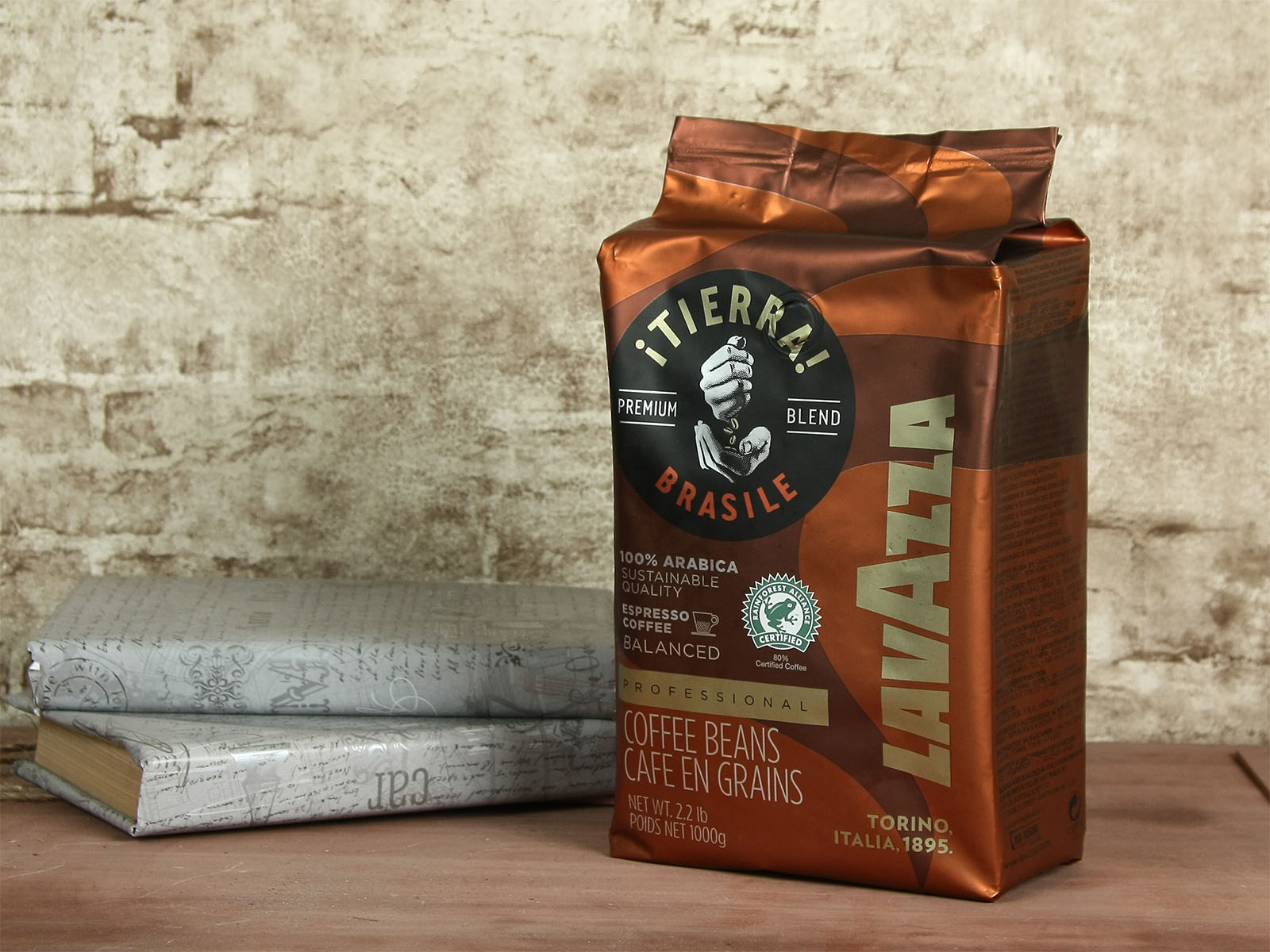 Кава в зернах Tierra Brazil Blend Balanced Arabica 100%, 1000г., арабіка Lavazza - фото 1