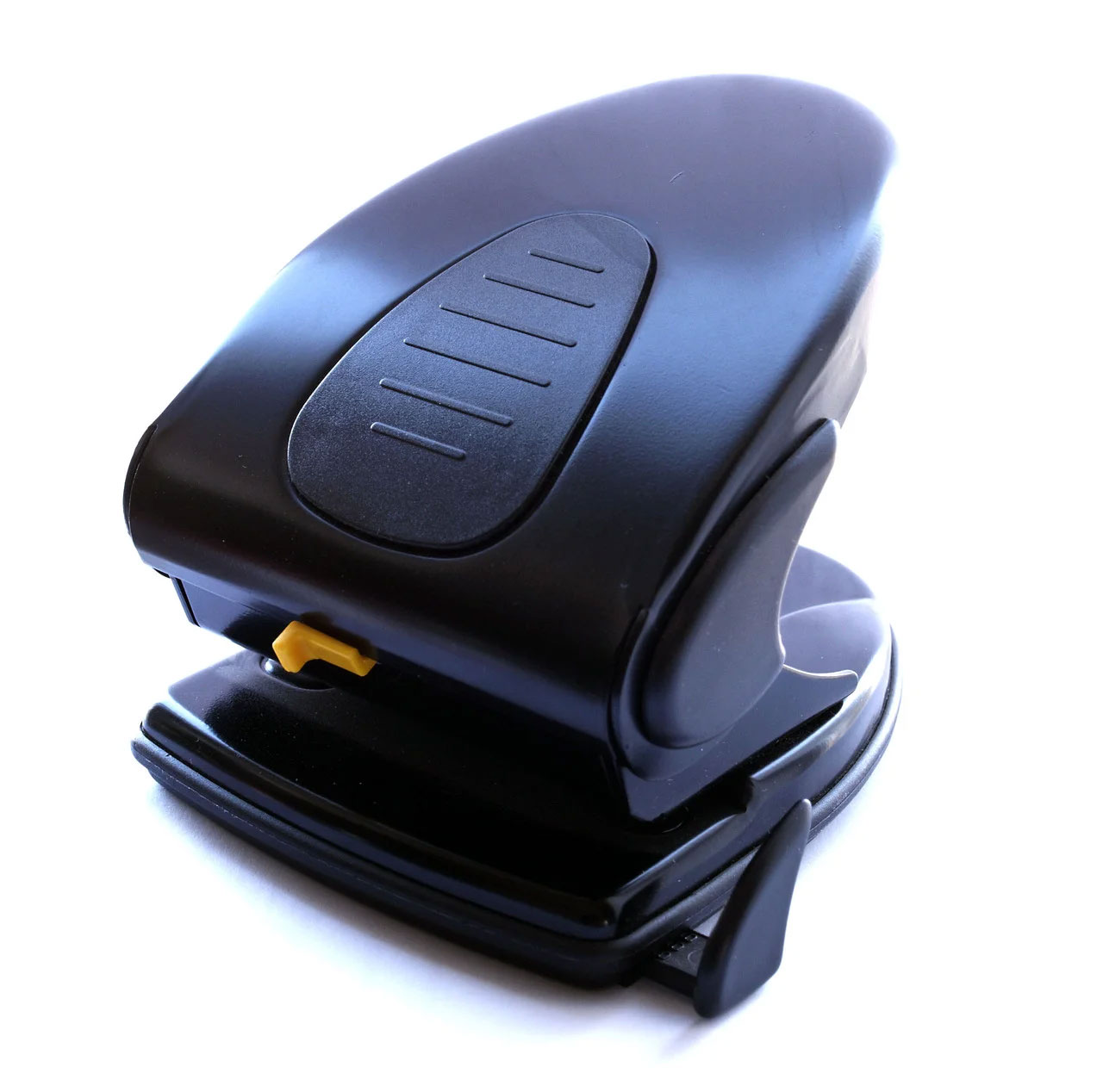 Діркопробивач на 2 отвори, до 45 аркушів (4315), металевий, чорн. Scholz - фото 1