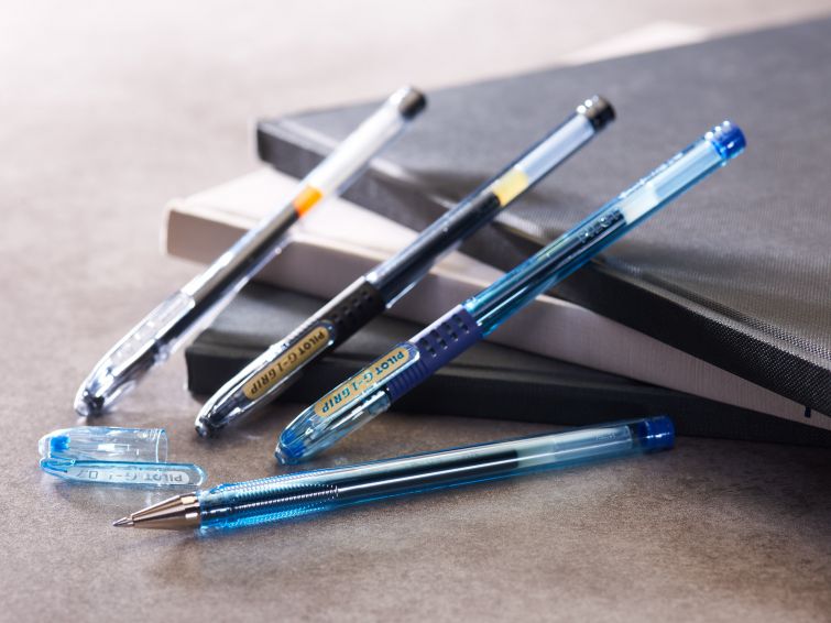 Гелева ручка G1 GRIP 0,5мм., корпус прозор., ст. чорн. Pilot - фото 3