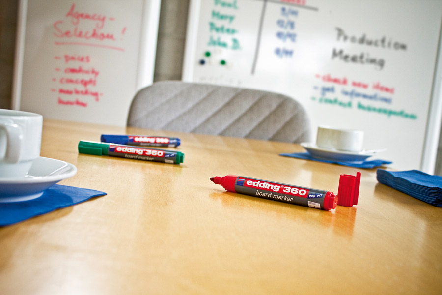 Маркер для дощок 360, кругле вістря1,5-3, червон. Edding - фото 1