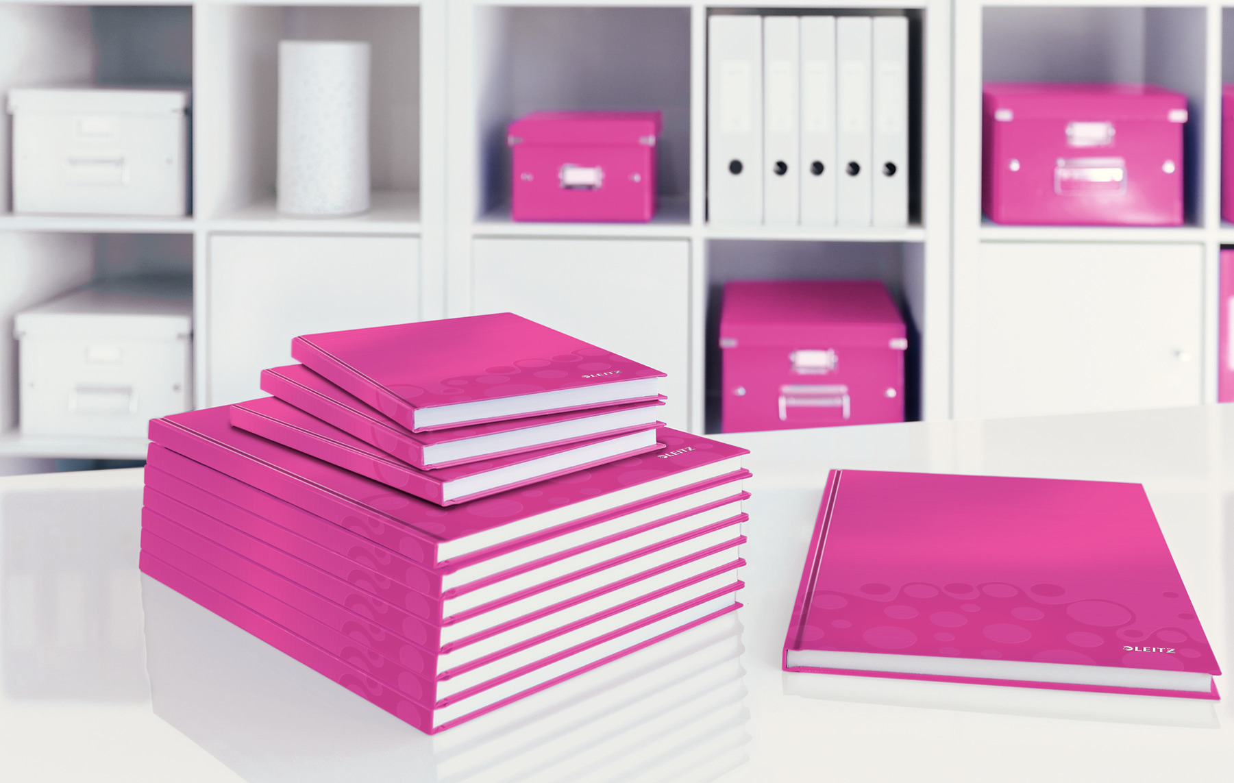 Зошит А4, 80арк. WOW, А4, тверда обложка, офсет, кліт., рожев. LEITZ - фото 3