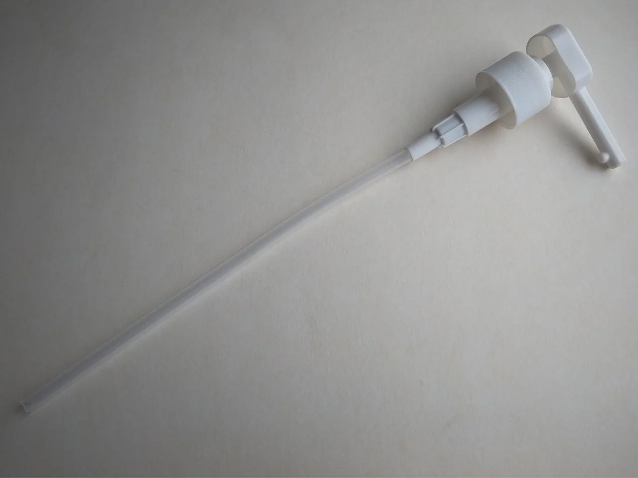 Насадка-дозатор помпова для флакону на 1л. (Манорм), біл. MDM - фото 2