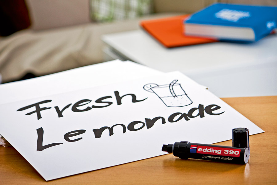 Маркер перманентный, клиновидное острие 4-12мм., Гигант 390, зелен. Edding - фото 2