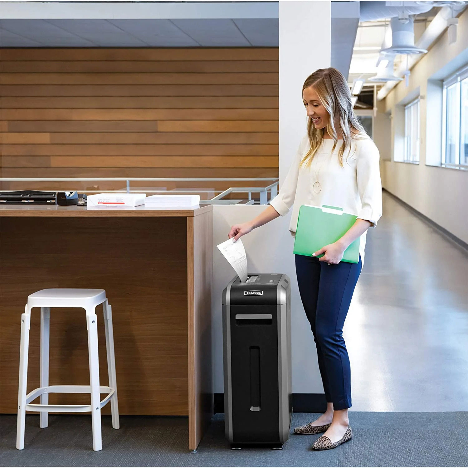 Знищувач документів 125Ci 18арк., 3м/хв., перехресне різання 3,9*38мм., кошик на 49л. FELLOWES - фото 6