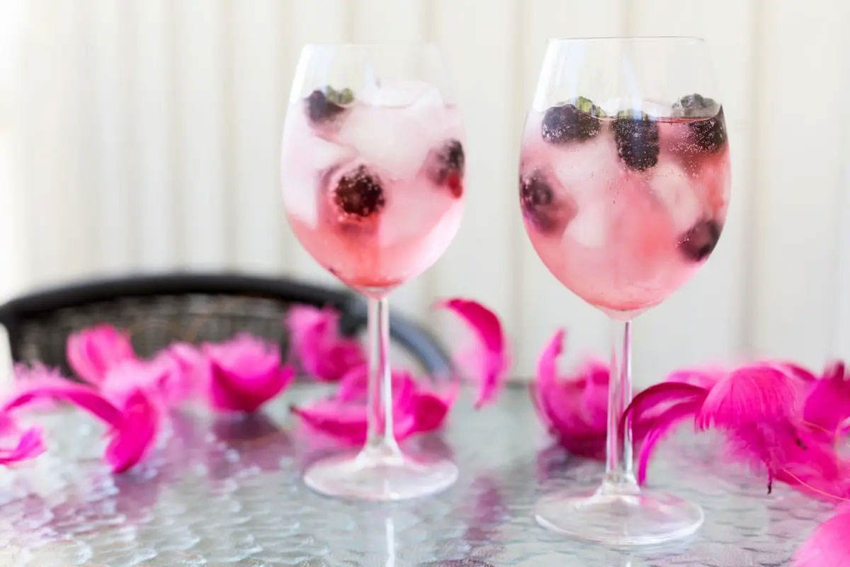 Напій Швепс Pink Tonic, 0,33л, 12шт/уп., жерстяна банка Schweppes - фото 1