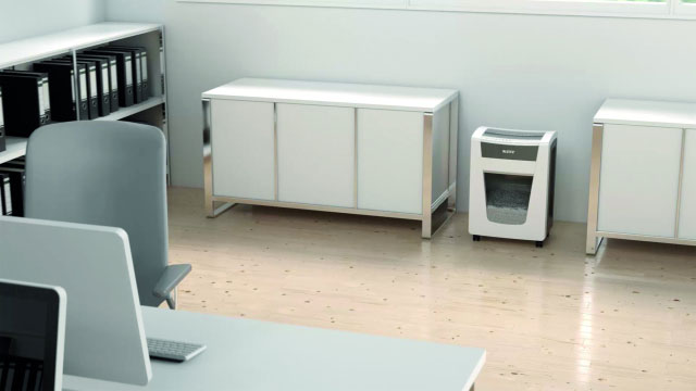 Знищувач документів IQ Office Pro P6+ 5лист., перехресне різання, корзина 30л LEITZ - фото 7