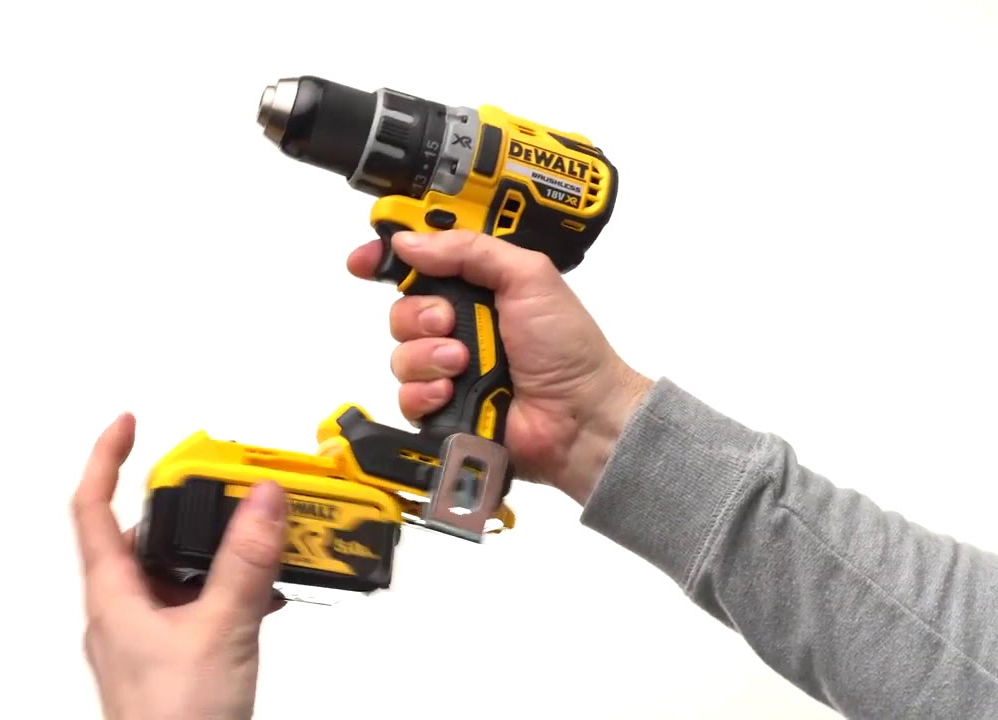 Дриль-шуруповерт акумуляторний безщітковий DCD791P2 460Вт, 550-2000 об/мин, 5 Аг, вес 1,8кг DeWALT - фото 3