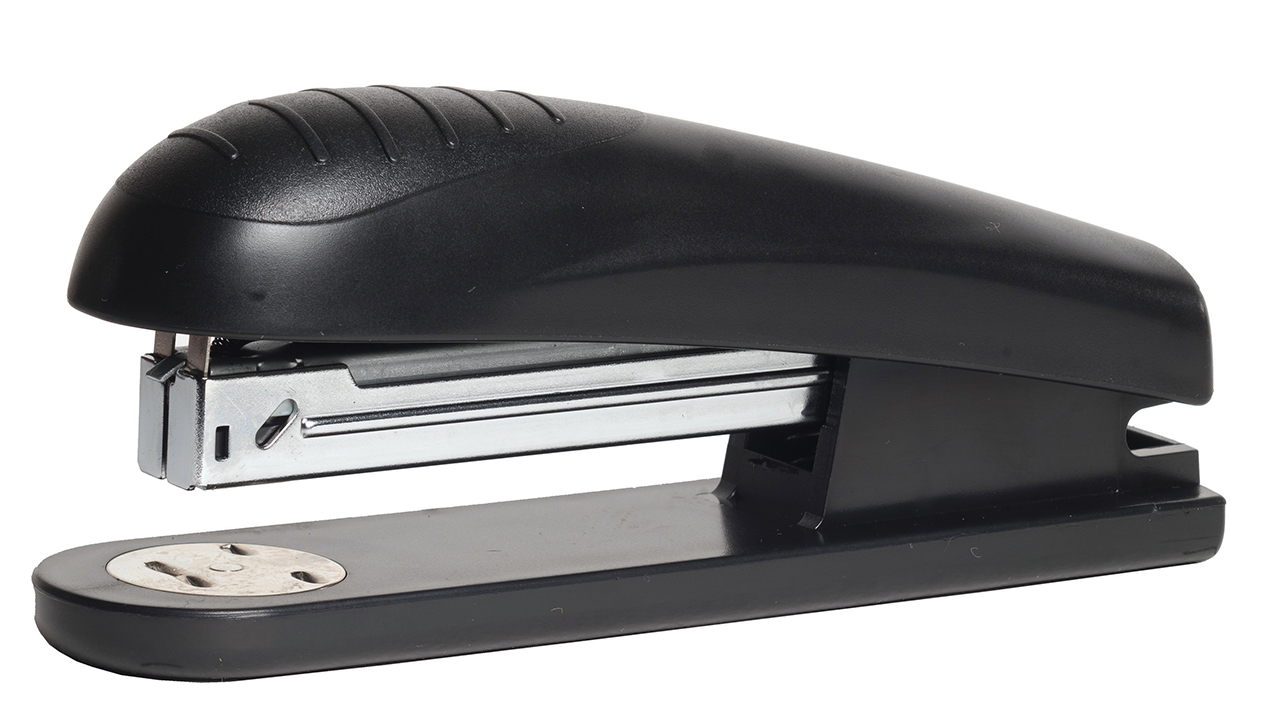 Степлер 24/6, 30арк., пластик., чорн. Scholz - фото 2