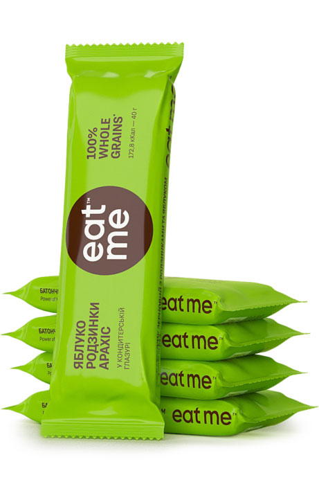 Батончик на натуральной основе EatMe Изюм, яблоко и орехи в шоколаде, 40г.*15шт. EatMe - фото 2