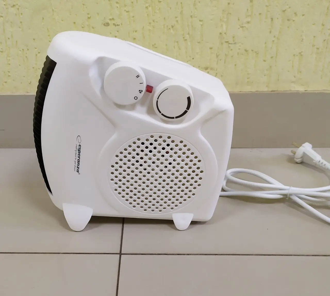 Обігрівач тепловентилятор Fan Heater Waikiki 1000/2000W Esperanza - фото 4