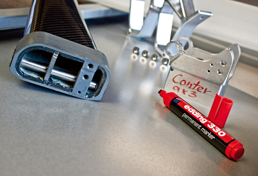 Маркер перманентний, клиноподібний наконечник 1-5мм., 330, чорн. Edding - фото 6