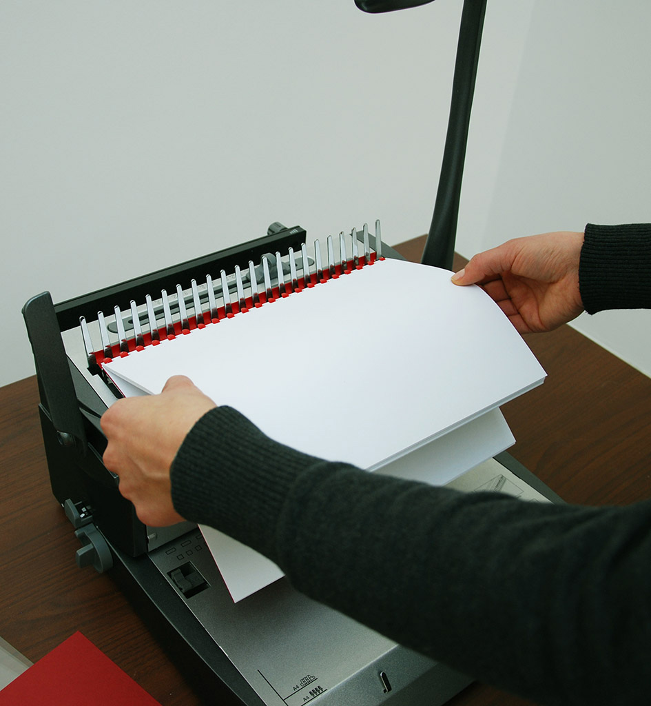 Біндер 2 в 1 для пластикових та металевих (3:1) пружин Ibind X5, 120/450арк., діркопробивач 20арк. D&Art - фото 8