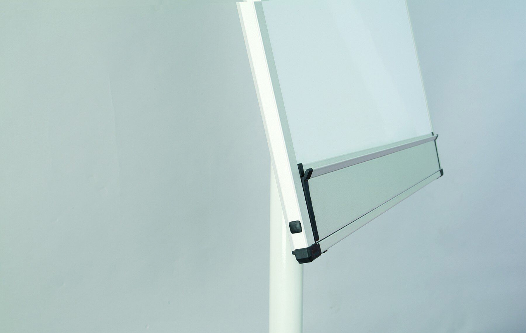 Фліпчарт СтарБорд 70*100см, пересувний на коліщатах 2x3 - фото 4