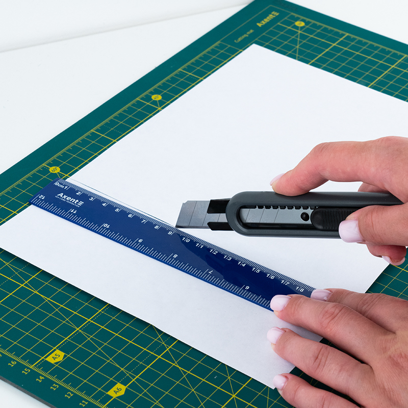 Нож канцелярский большой 18мм., метал. направляющая, пластиковый корпус, черный Axent - фото 4