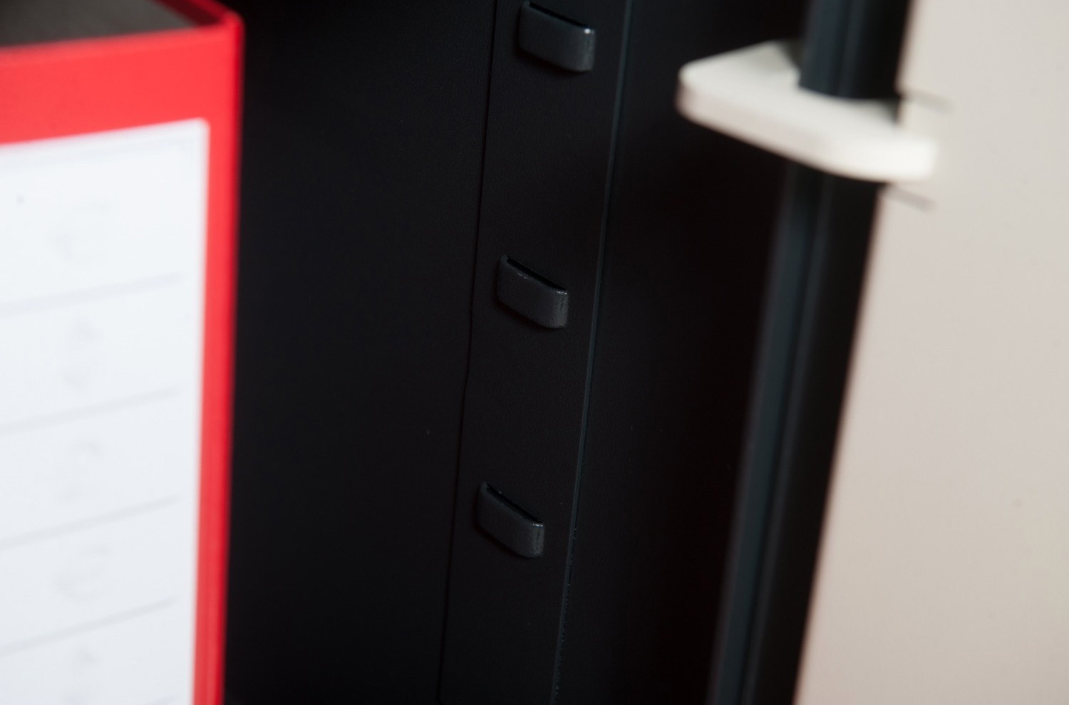 Сейф офисный (630*430*365мм.) ключевой сувальдный замок, S.63.K Griffon - фото 3