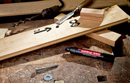 Маркер перманентный, клиновидное острие 4-12мм., Гигант 390, красн. Edding - фото 5