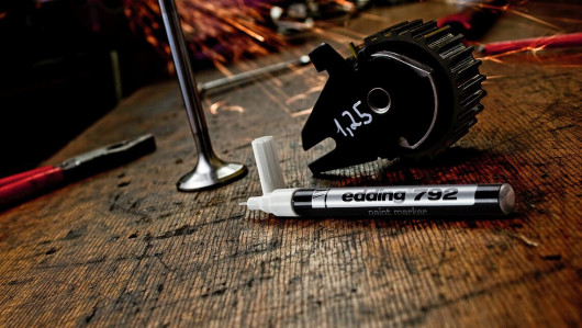 Маркер лакирующий 792, тонкий наконечник 0,8мм., бел. Edding - фото 3