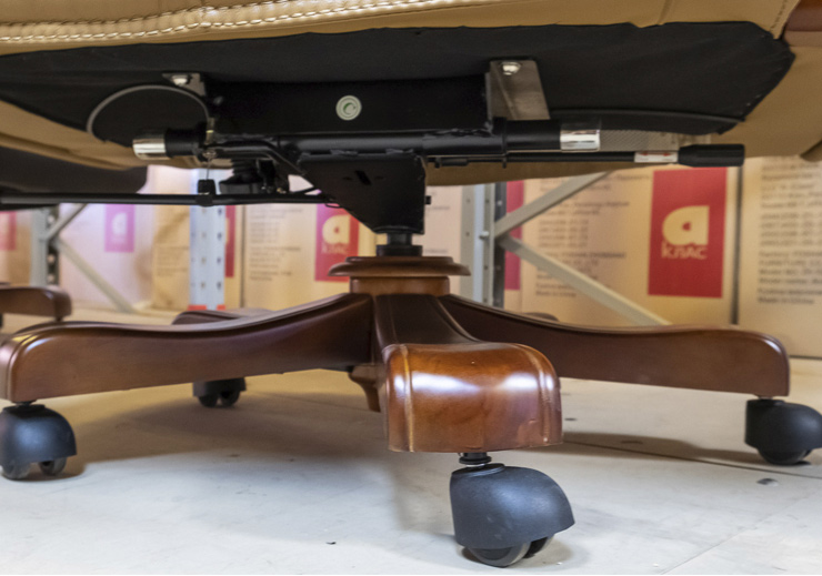 Кресло для руководителя Вольтер EX RL, беж. АКЛАС - фото 2