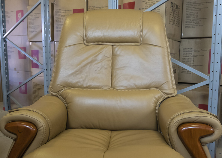 Кресло для руководителя Вольтер EX RL, беж. АКЛАС - фото 3