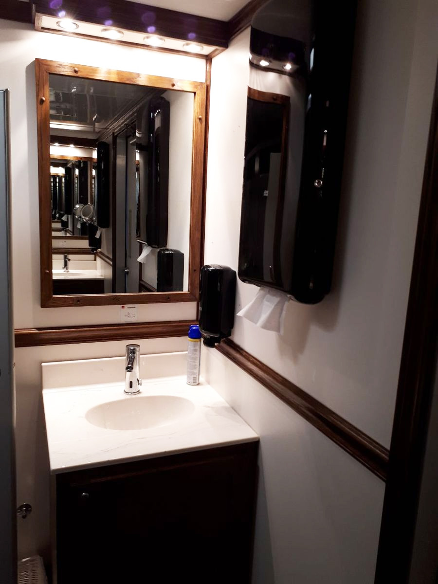 Диспенсер для полотенец, с непрерывной подачей PeakServe, Elevation, (H5), черн. Tork - фото 1