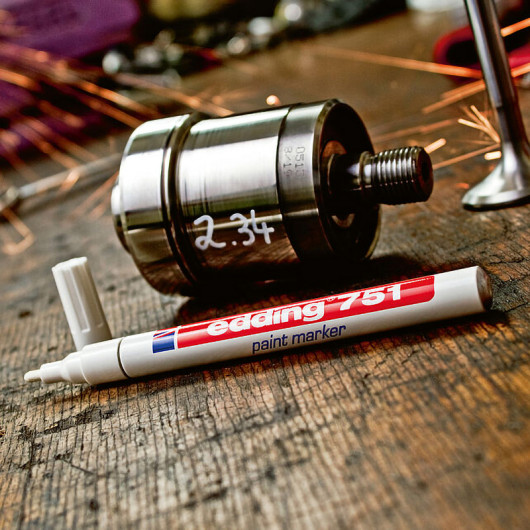 Маркер термостойкий лаковый, для любых поверхностей Paint e-751 1-2мм., круглый, бел. Edding - фото 6