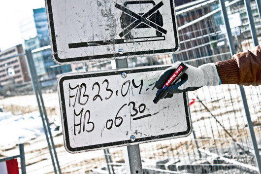 Маркер перманентний, клиноподібний наконечник 4-12мм., Гігант 390, червон. Edding — фото 7