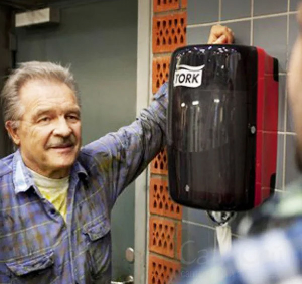 Диспенсер для материалов в рулоне с центральной вытяжкой Tork Performance Мини, (M1), красн./черн. Tork - фото 3