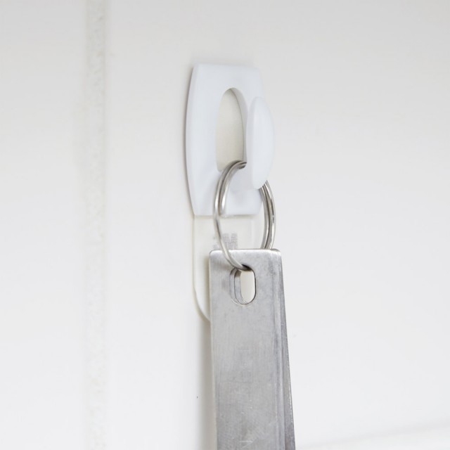 Крючок для ключей Command (17006), самоклеящийся, нагрузка до 225г., 6 крючков/8 наклеек, бел. 3M - фото 1